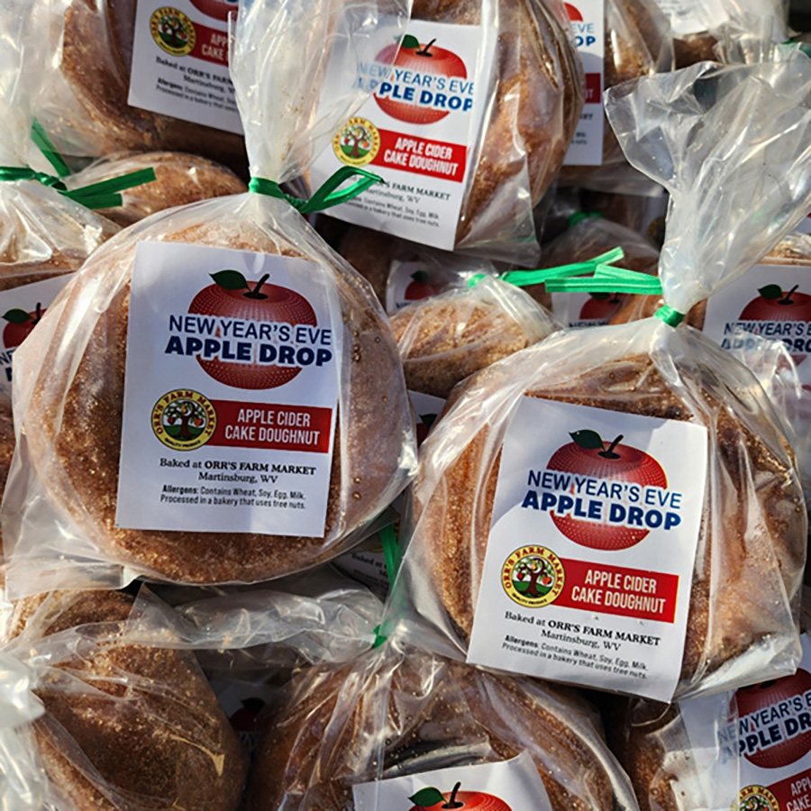 New-Years-Eve-Apple-Drop(1)